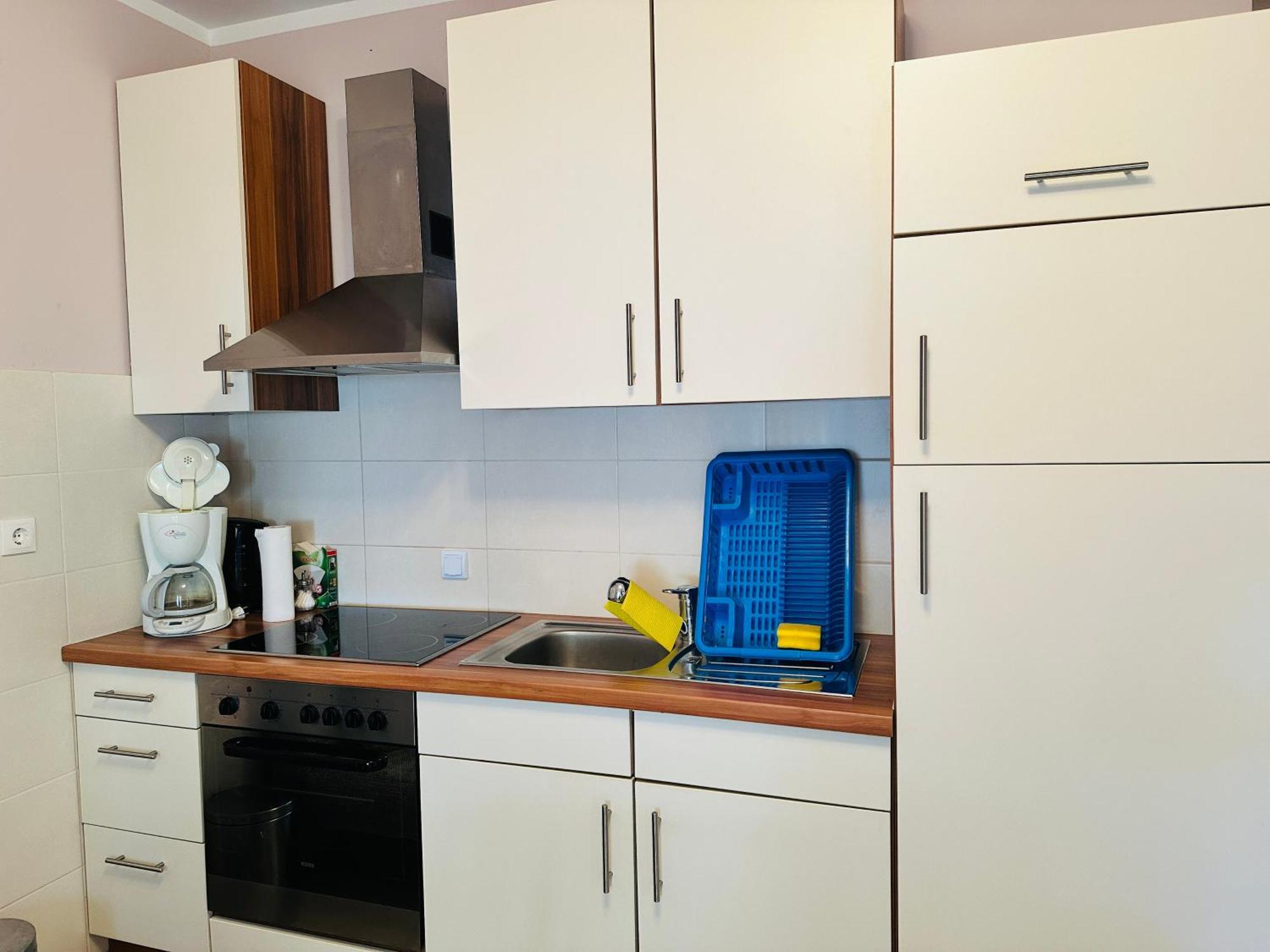 Apartment Fuer 7: Zentrale Lage Mit Privatparkplatz Novalja
