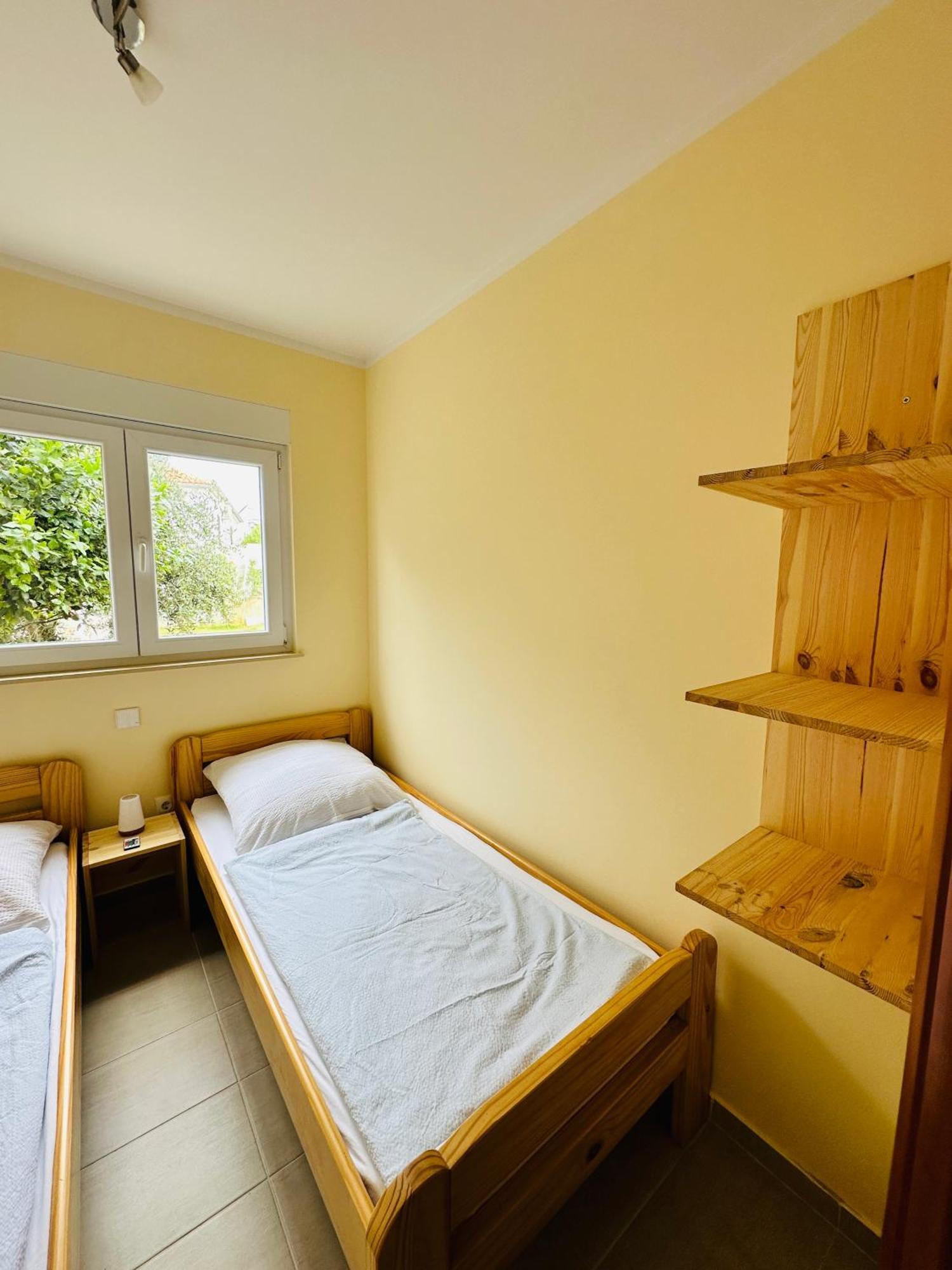 Fuer 7: Zentrale Lage Mit Privatparkplatz Apartment *