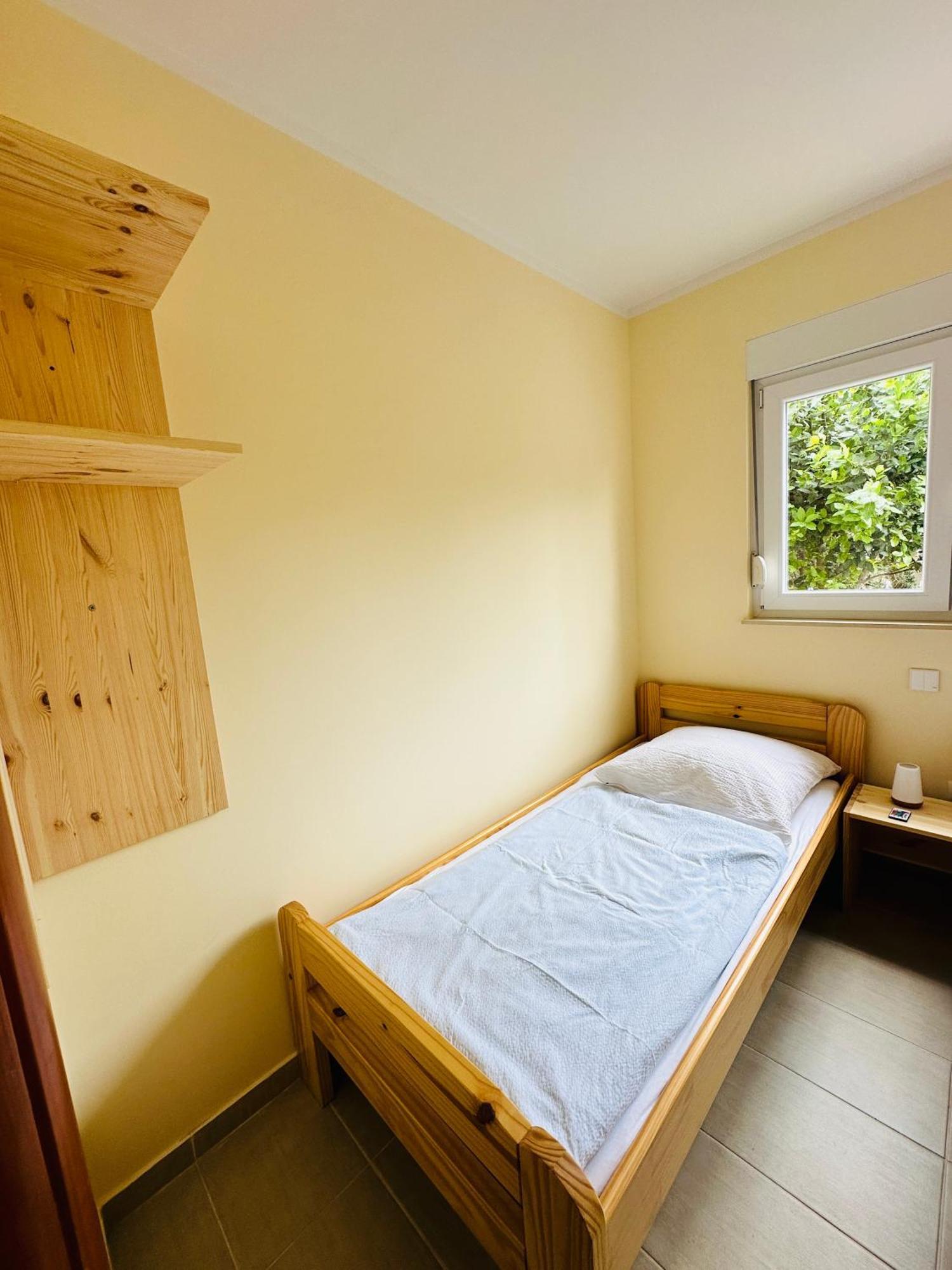 Fuer 7: Zentrale Lage Mit Privatparkplatz Apartment
